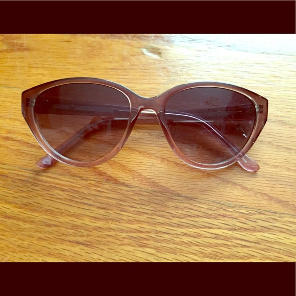 Betsey Johnson Accessories - Betsey Johnson Cat Eye Sunglasses